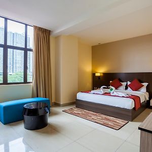 Dolphin Hotel, Chow Kit Kuala Lumpur